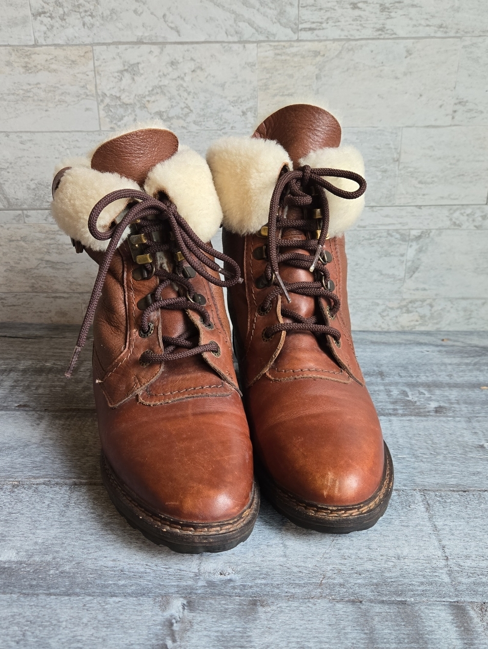 L.L. Bean Vintage Canada North Shearling Lined Oiled Leather Boots -Style 5034 - Picture 3 of 12